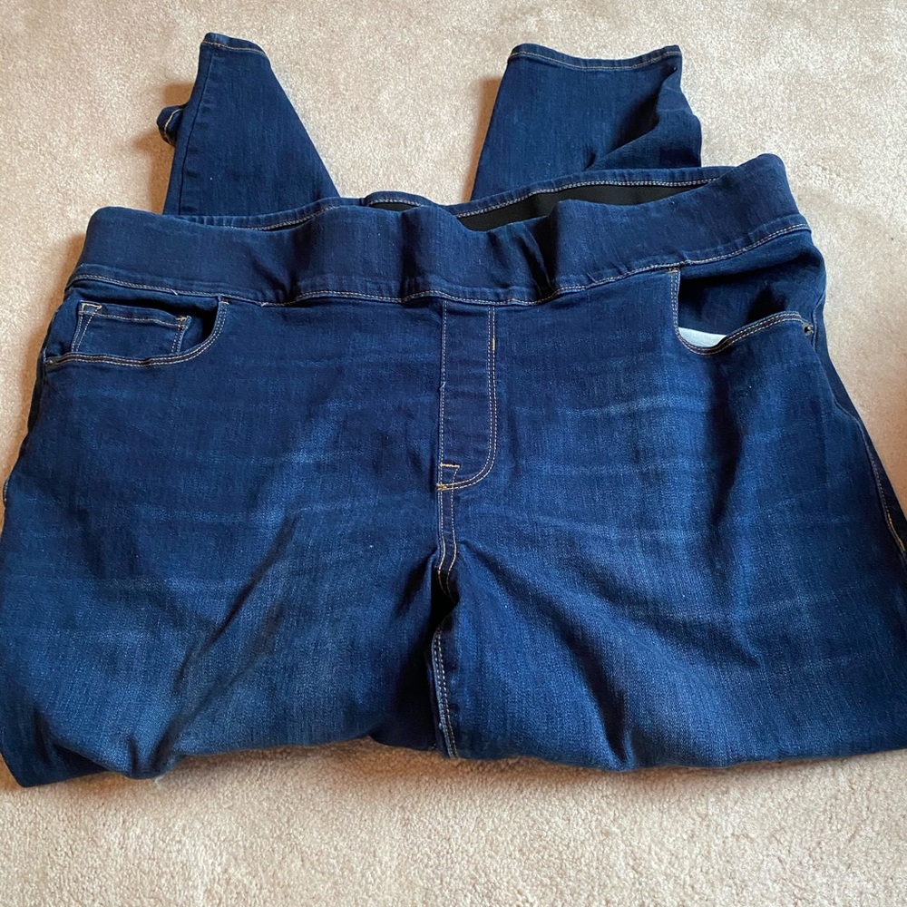 Women’s Skinny Jeans